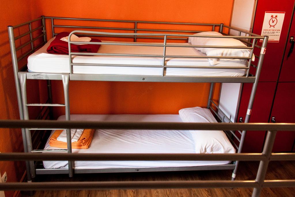 Feetup Home Backpackers Valência Quarto foto