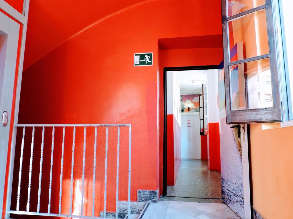 Feetup Home Backpackers Valência Exterior foto