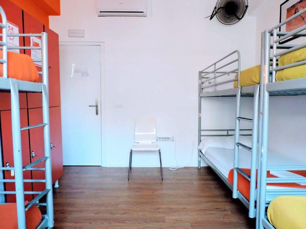 Feetup Home Backpackers Valência Exterior foto