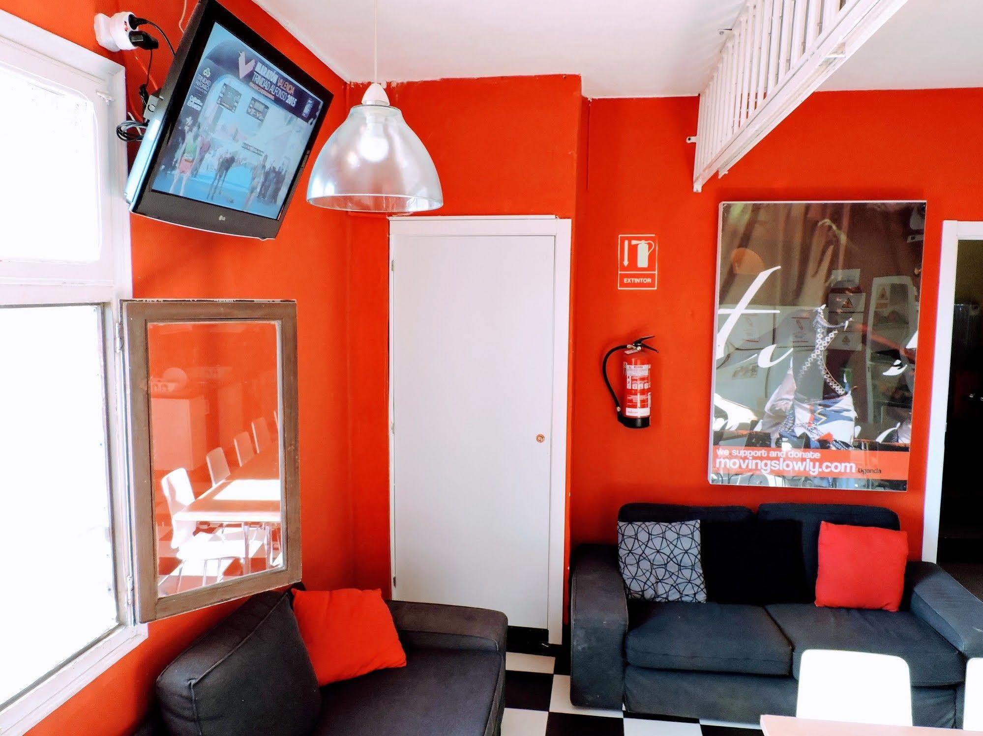 Feetup Home Backpackers Valência Exterior foto