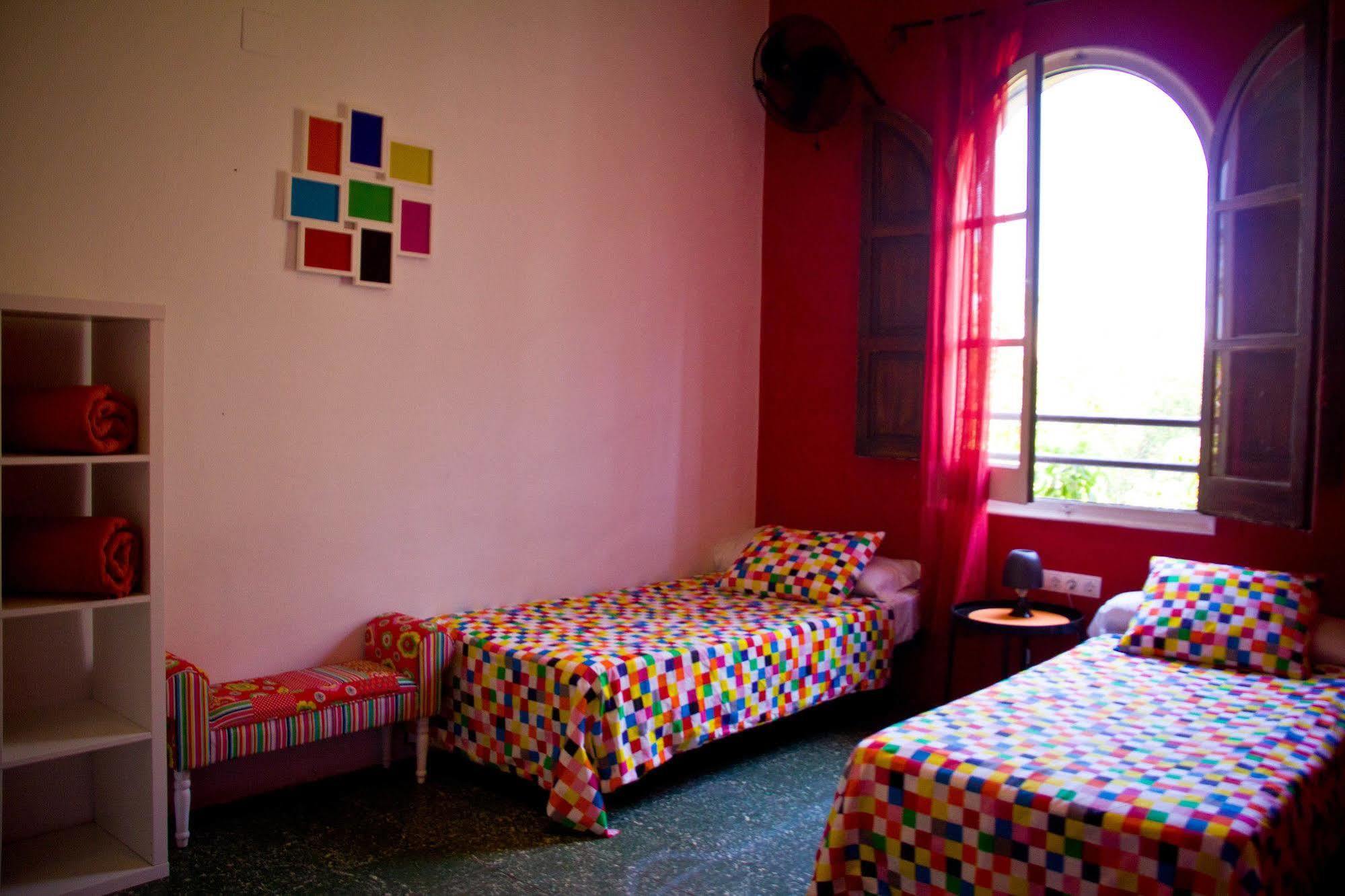 Feetup Home Backpackers Valência Exterior foto